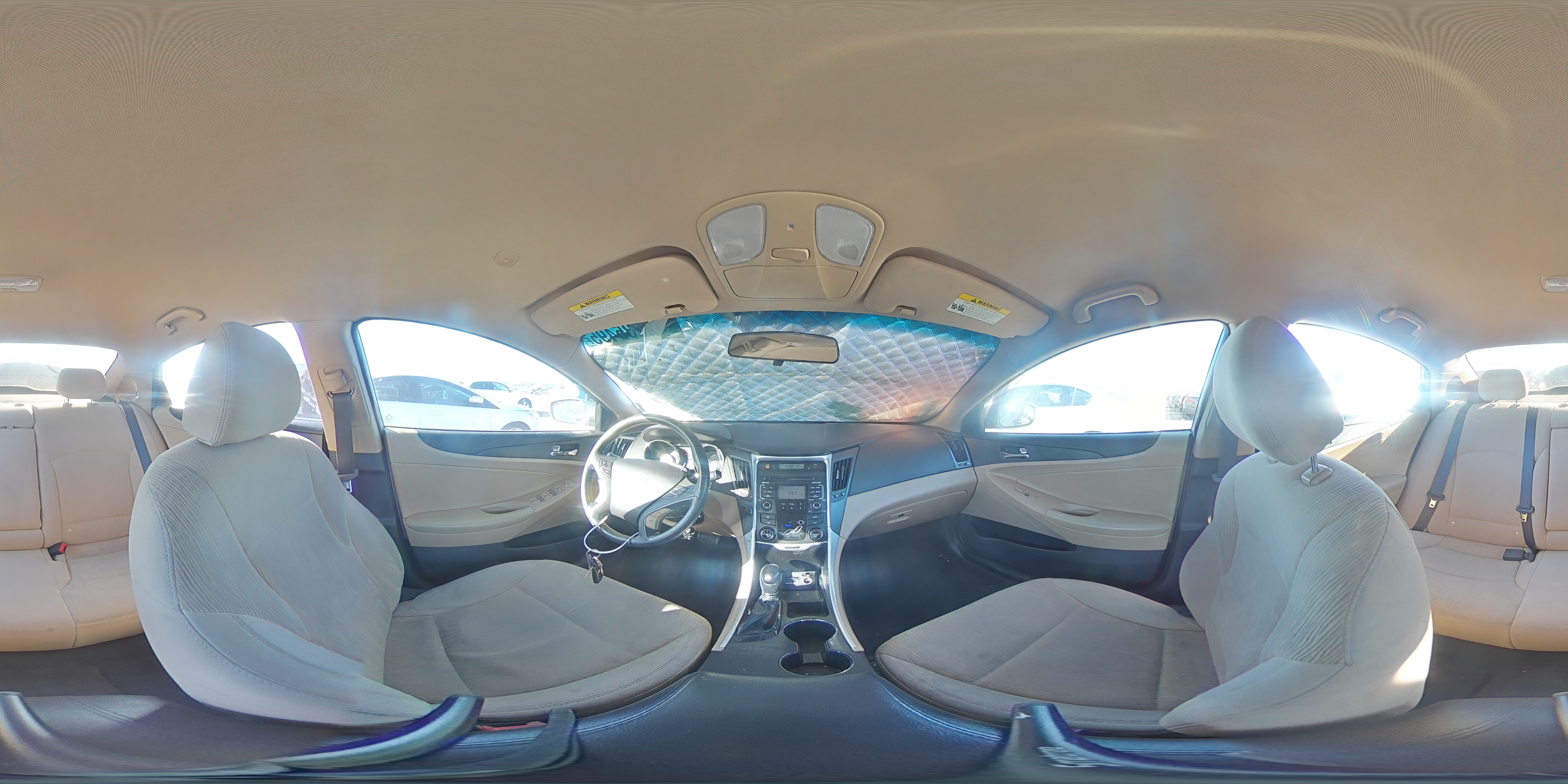 2011 Hyundai Sonata - Image 12