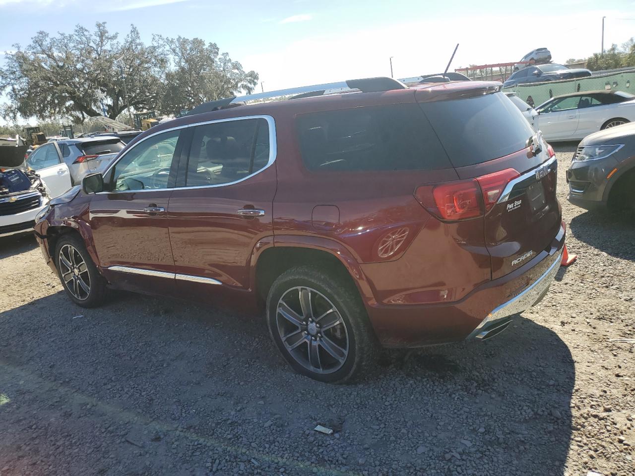 2018 GMC Acadia - Image 2