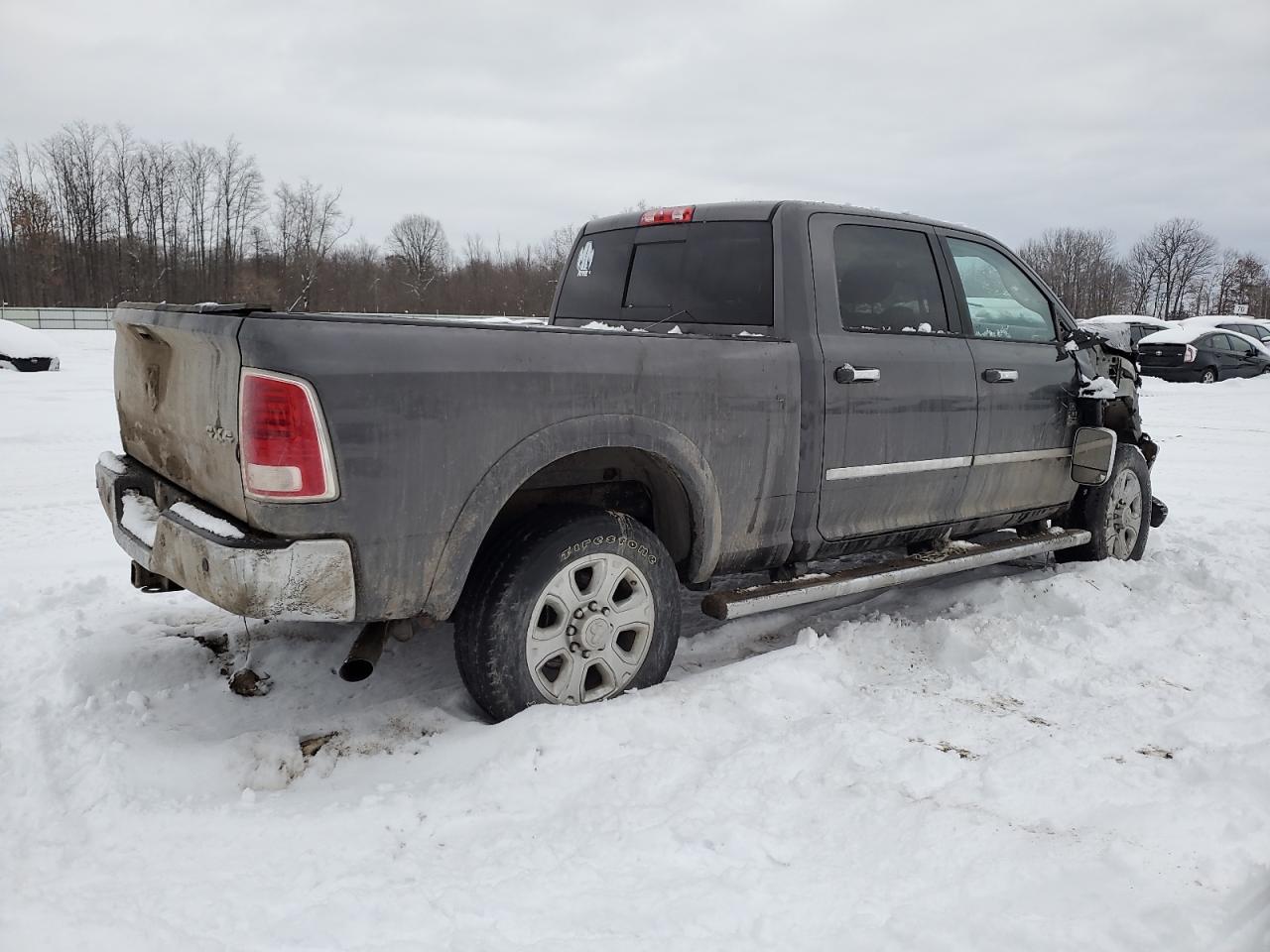 2015 RAM 2500 - Image 3