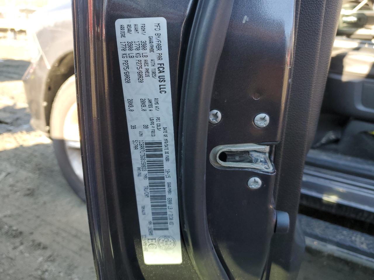 2016 RAM 1500 - Image 12