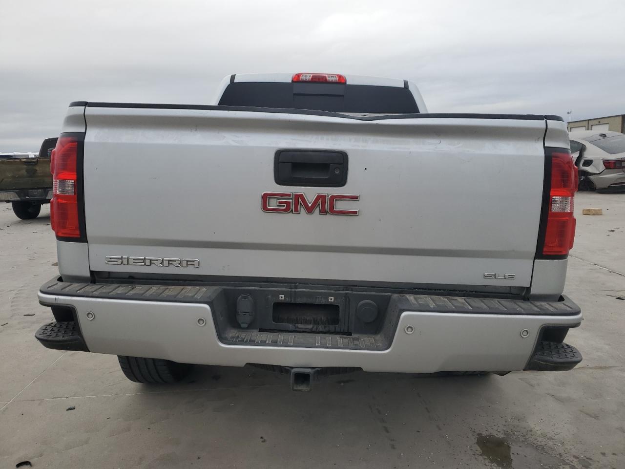 2015 GMC Sierra - Image 6