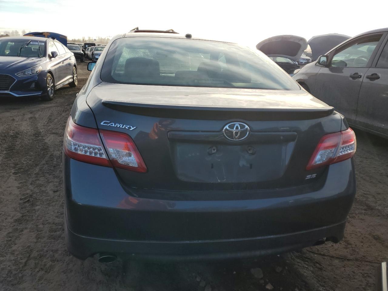 2011 Toyota Camry - Image 6