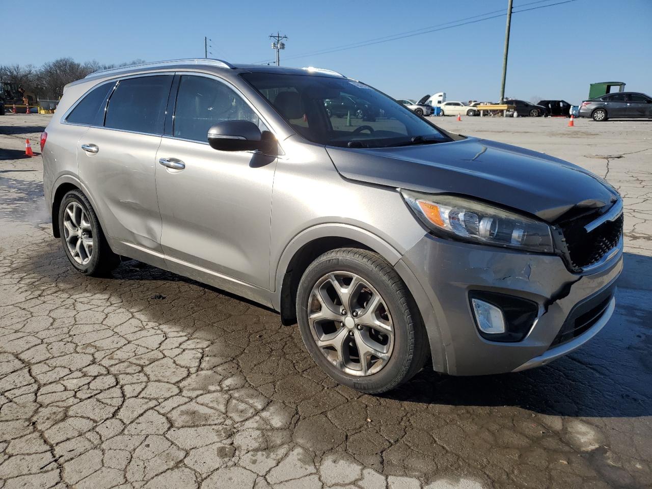 2016 Kia Sorento - Image 4