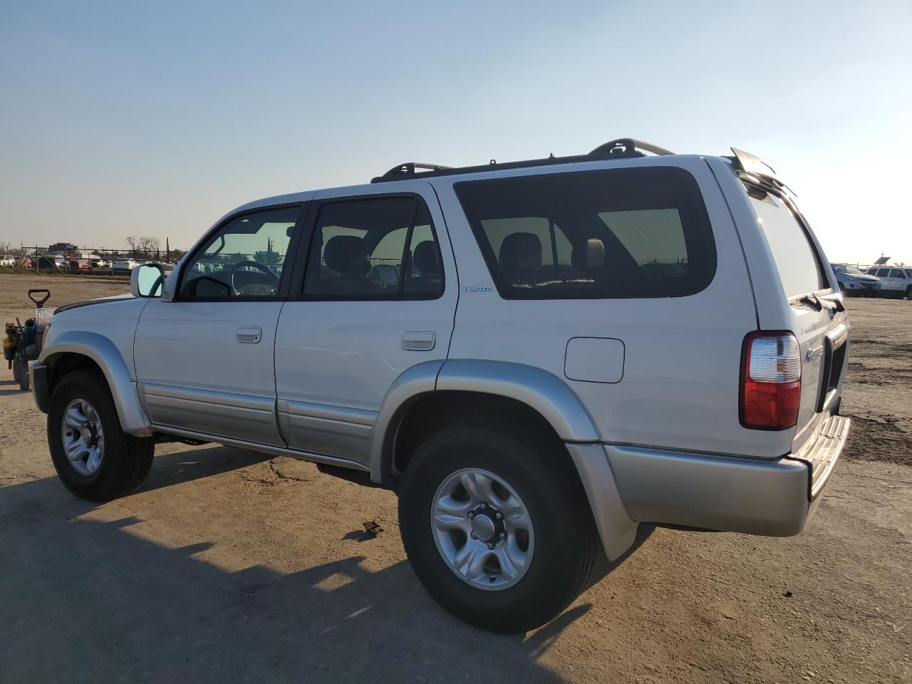 2001 Toyota 4Runner - Image 2
