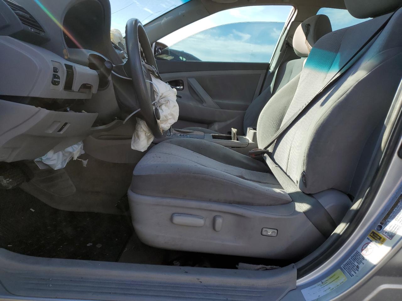 2010 Toyota Camry - Image 7