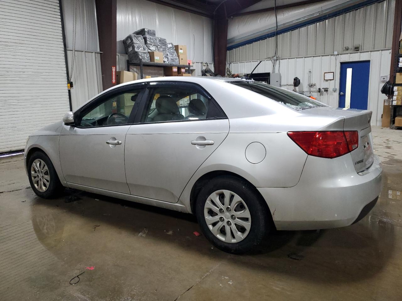 2010 Kia Forte - Image 2