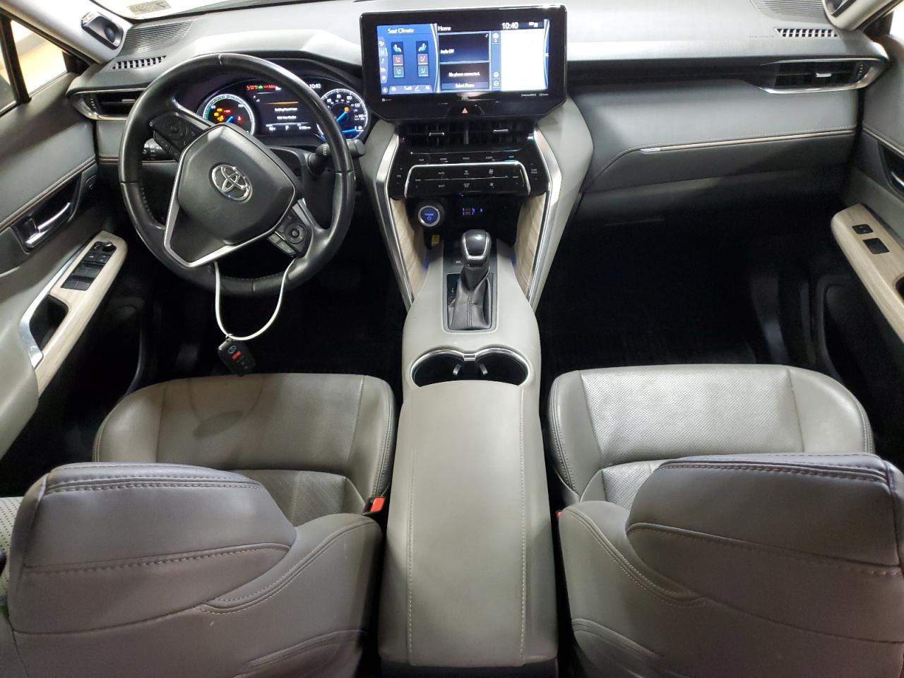 2021 Toyota Venza - Image 8