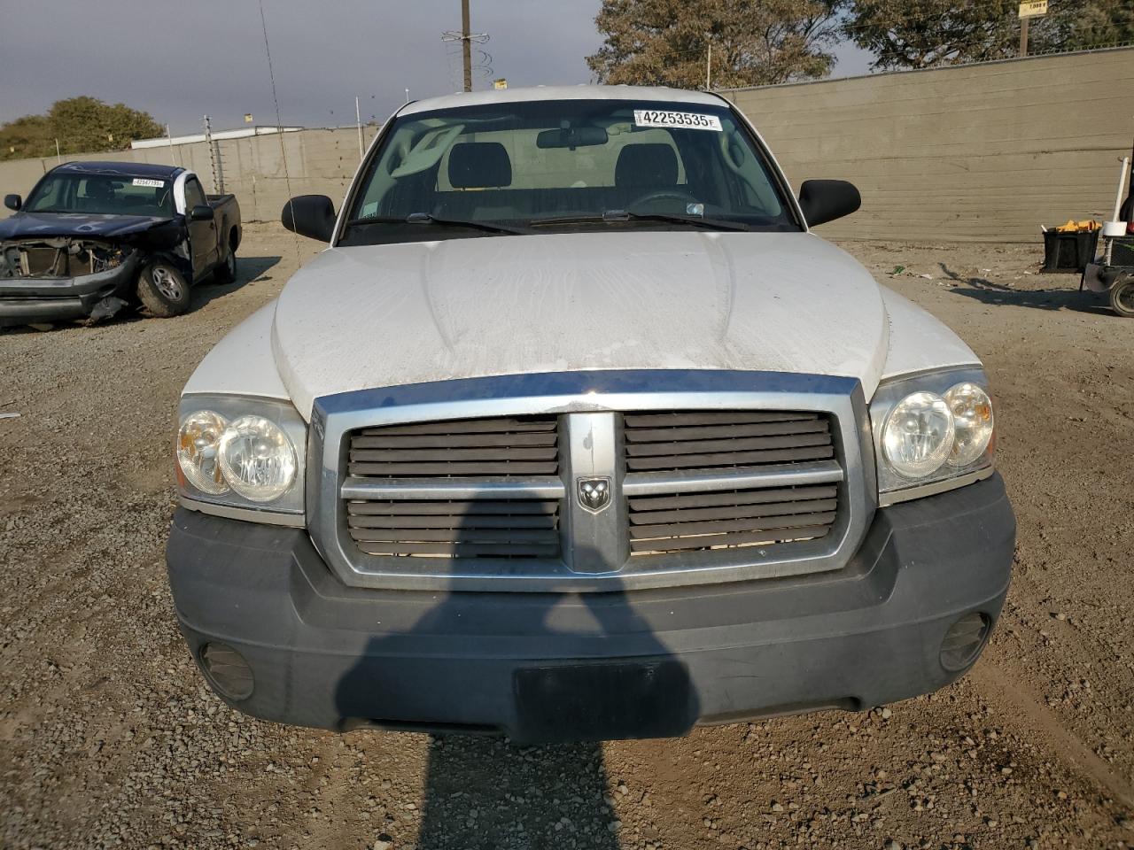 2007 Dodge Dakota - Image 5
