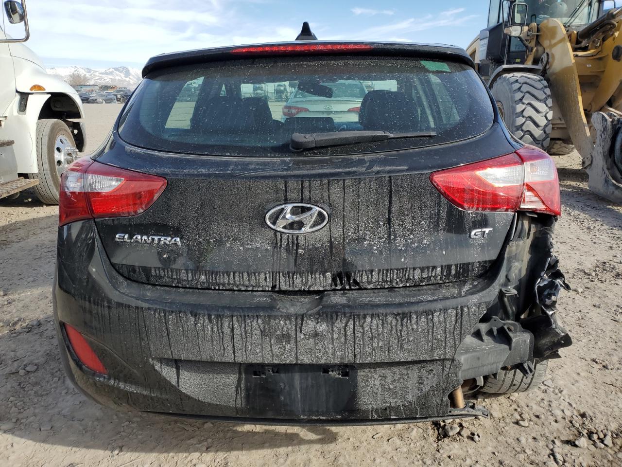 2013 Hyundai Elantra - Image 6