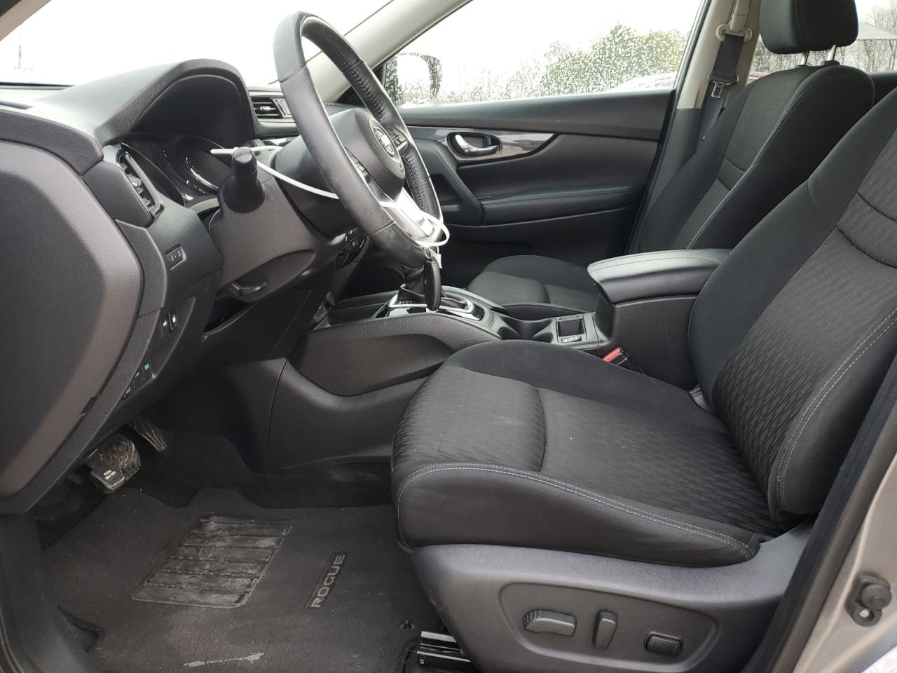 2018 Nissan Rogue - Image 7