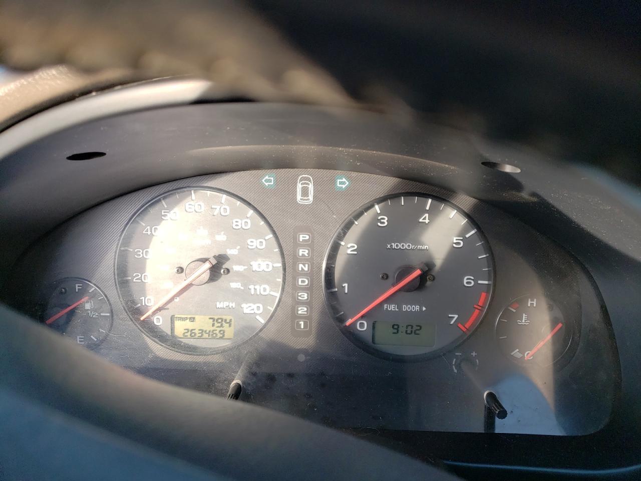 2001 Subaru Legacy - Image 9