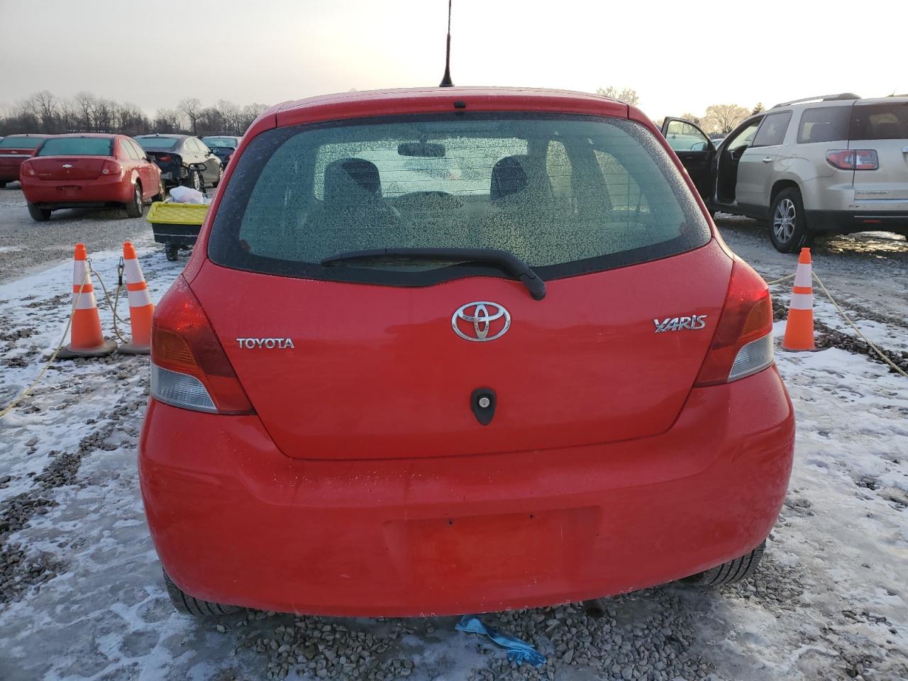 2010 Toyota Yaris - Image 6