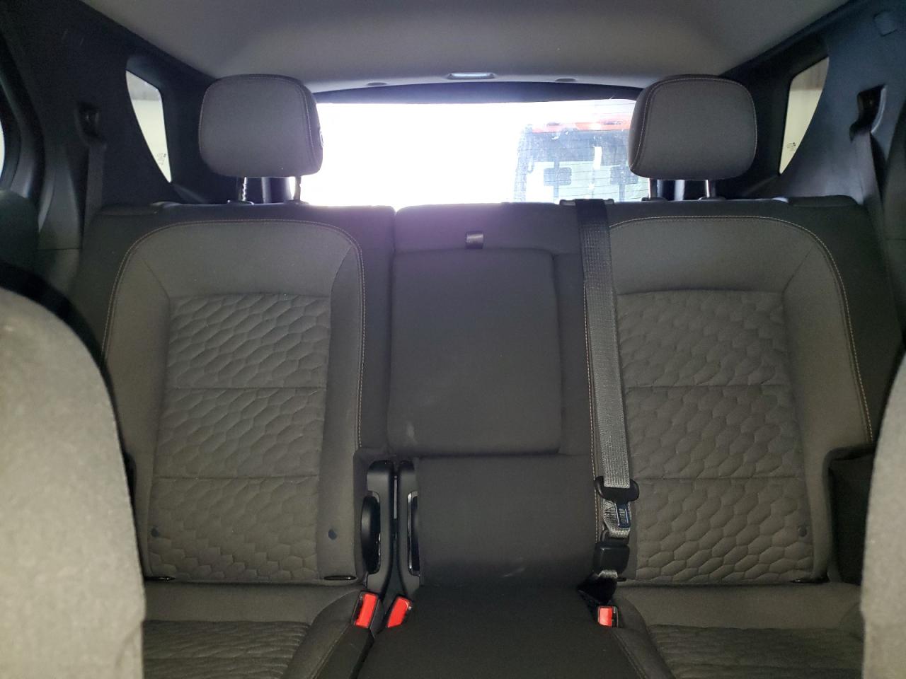 2020 Chevrolet Equinox - Image 10