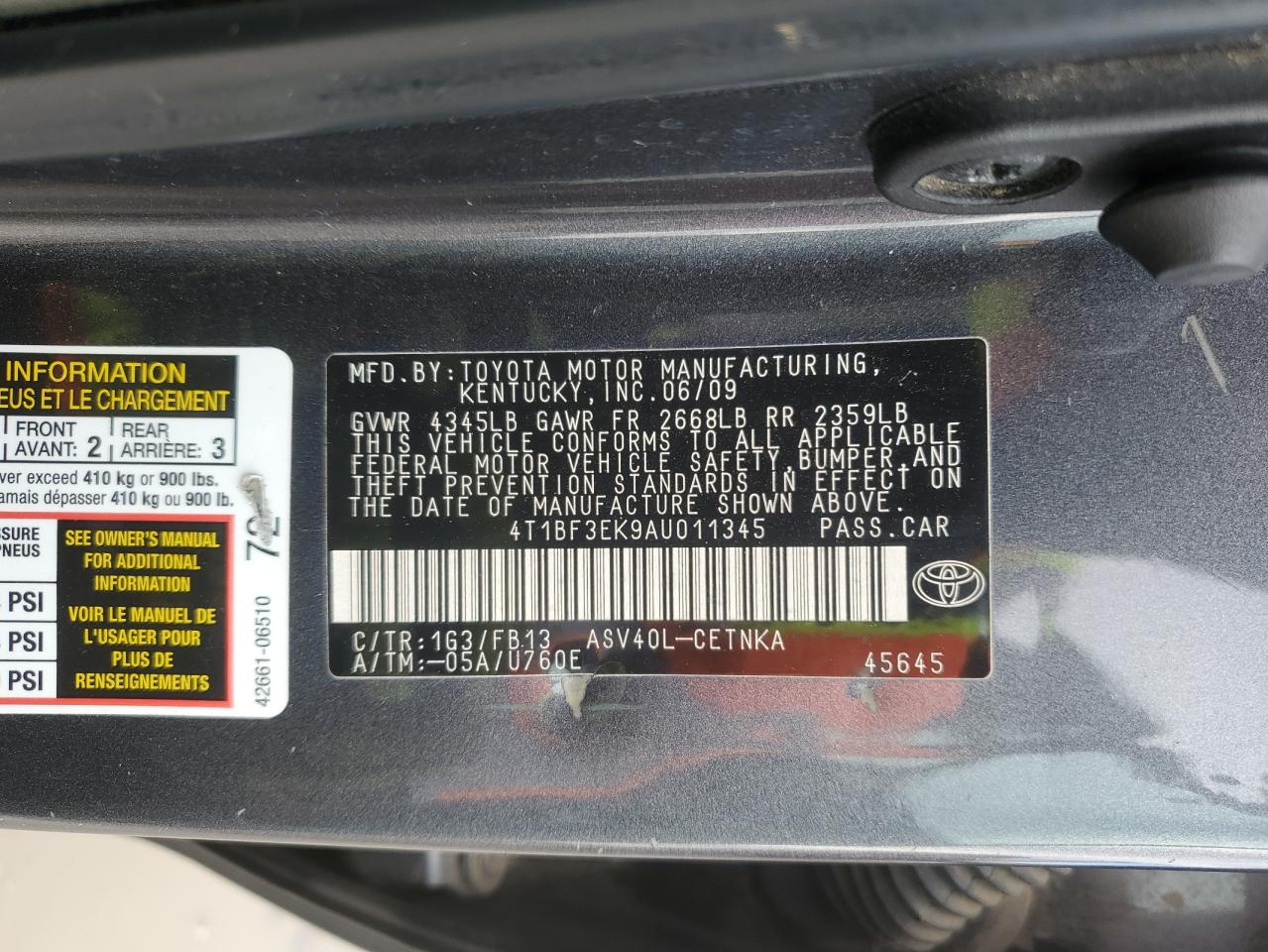 2010 Toyota Camry - Image 12