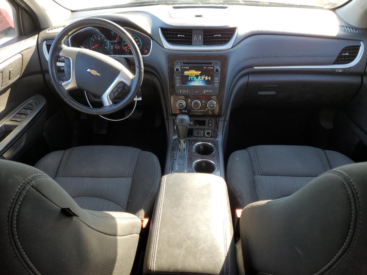2015 Chevrolet Traverse - Image 8