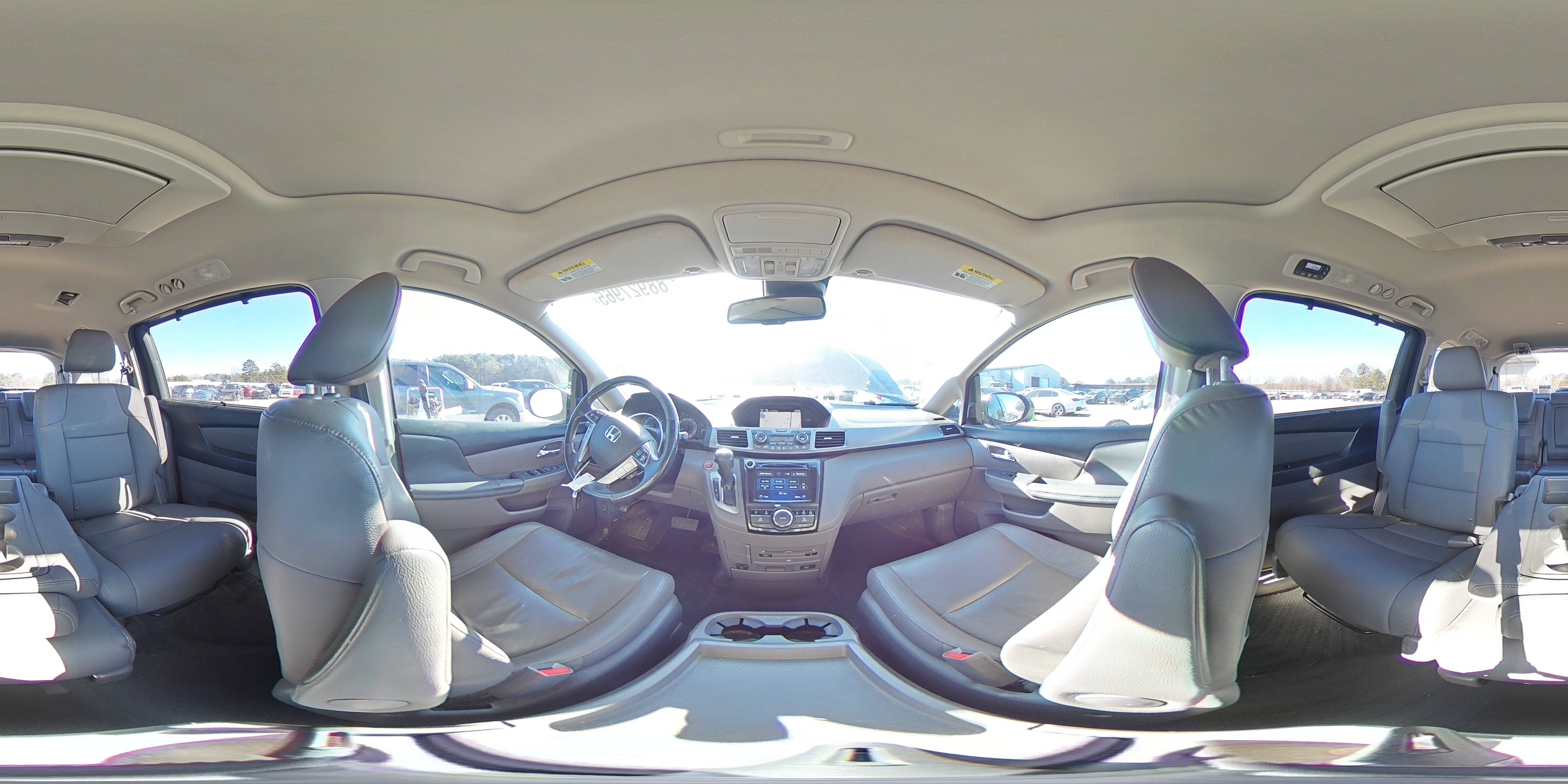 2016 Honda Odyssey - Image 14