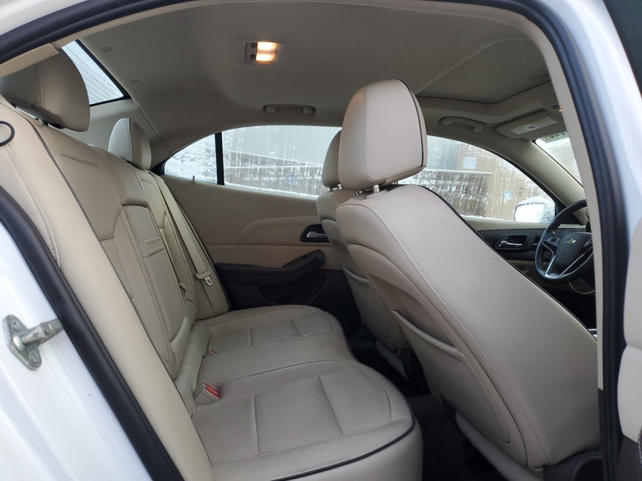 2013 Chevrolet Malibu - Image 10