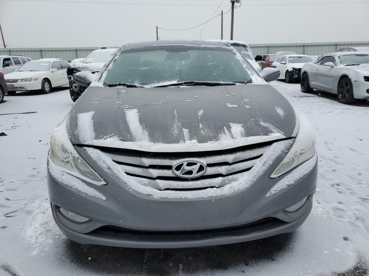 2013 Hyundai Sonata - Image 5