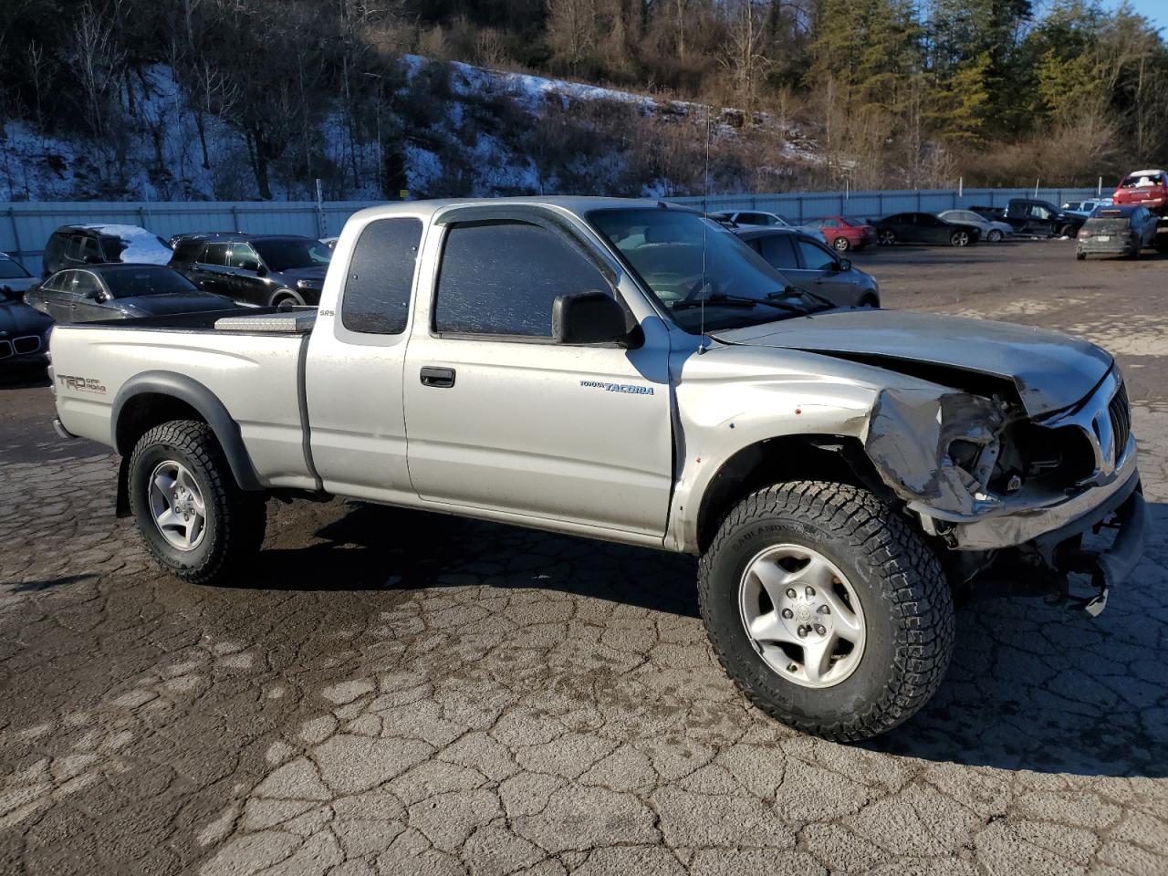 2004 Toyota Tacoma - Image 4