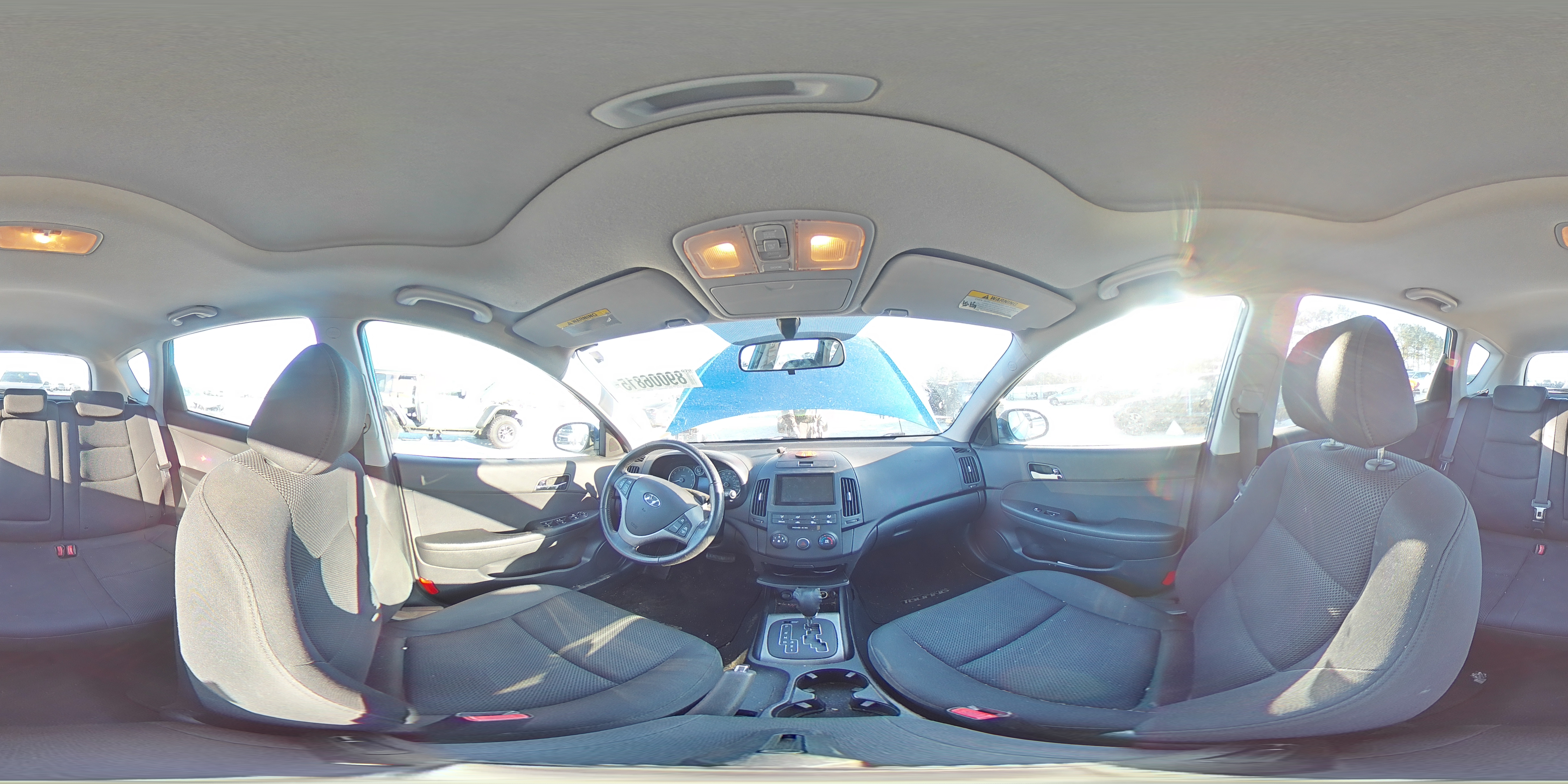 2009 Hyundai Elantra - Image 12