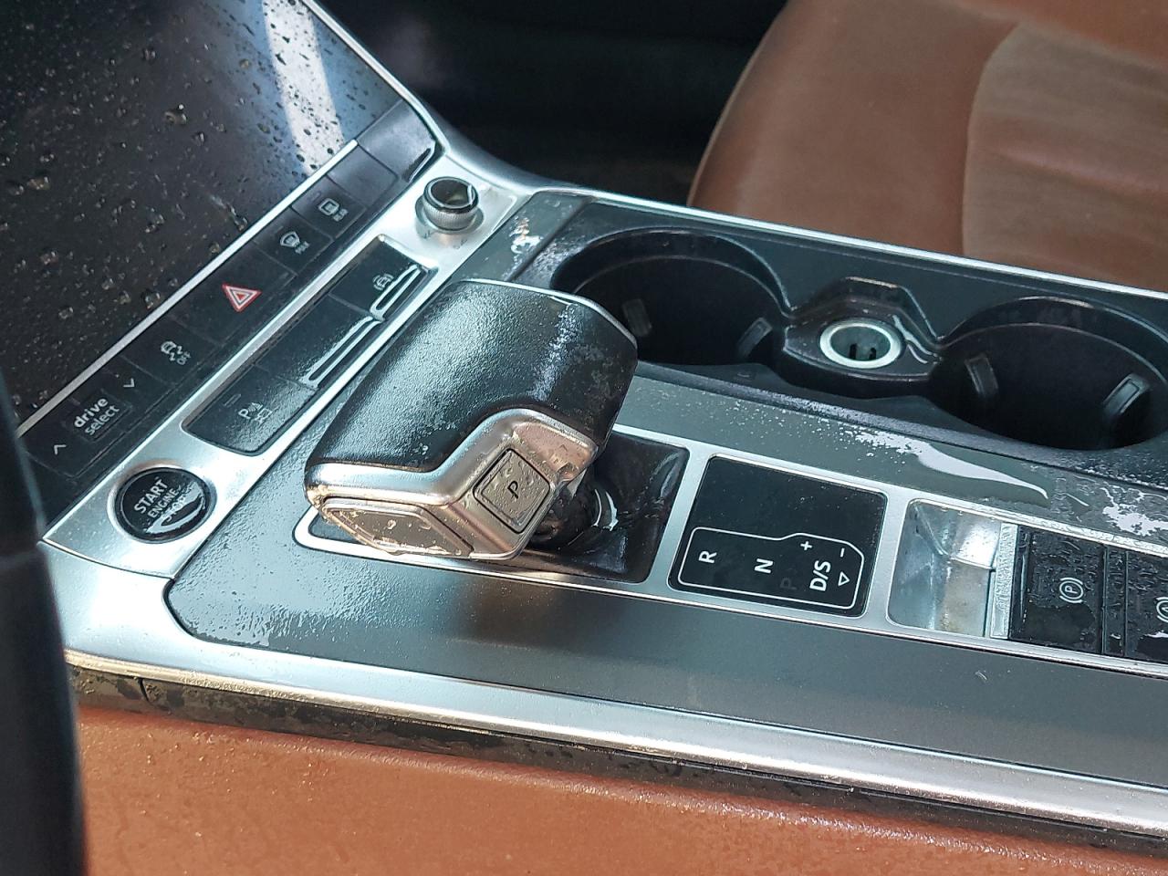 WAUZZZF24NN002013 - 2022 Audi A6 - #undefined