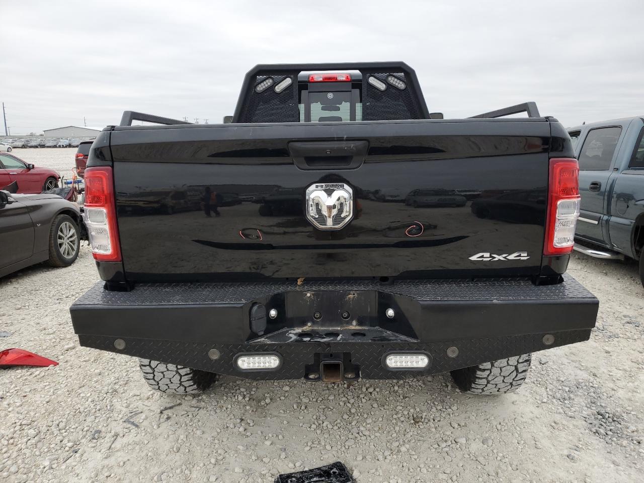 2020 RAM 3500 - Image 6
