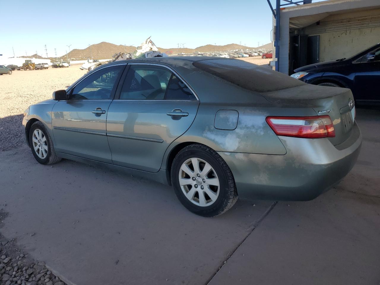 2007 Toyota Camry - Image 2