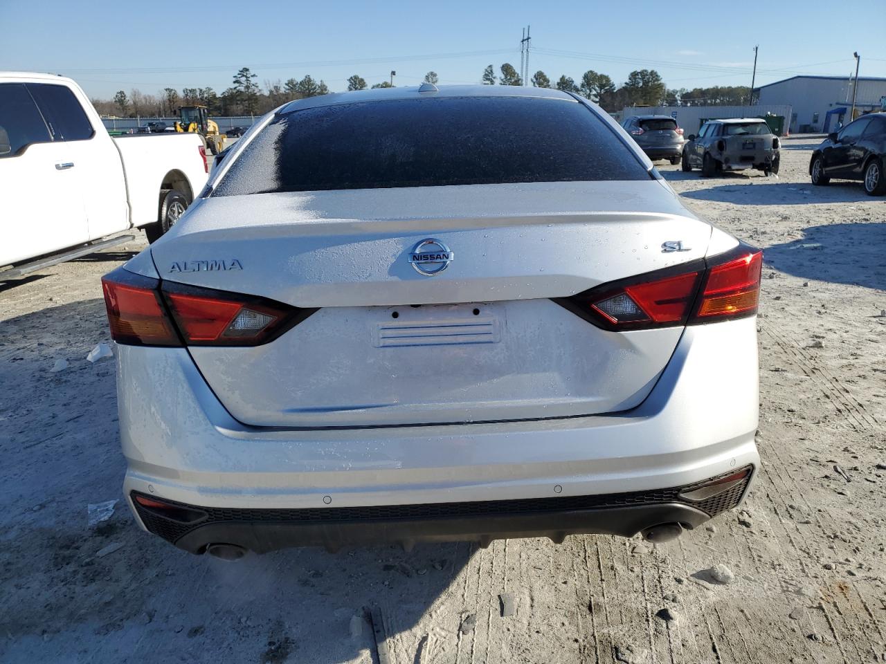 2020 Nissan Altima - Image 6