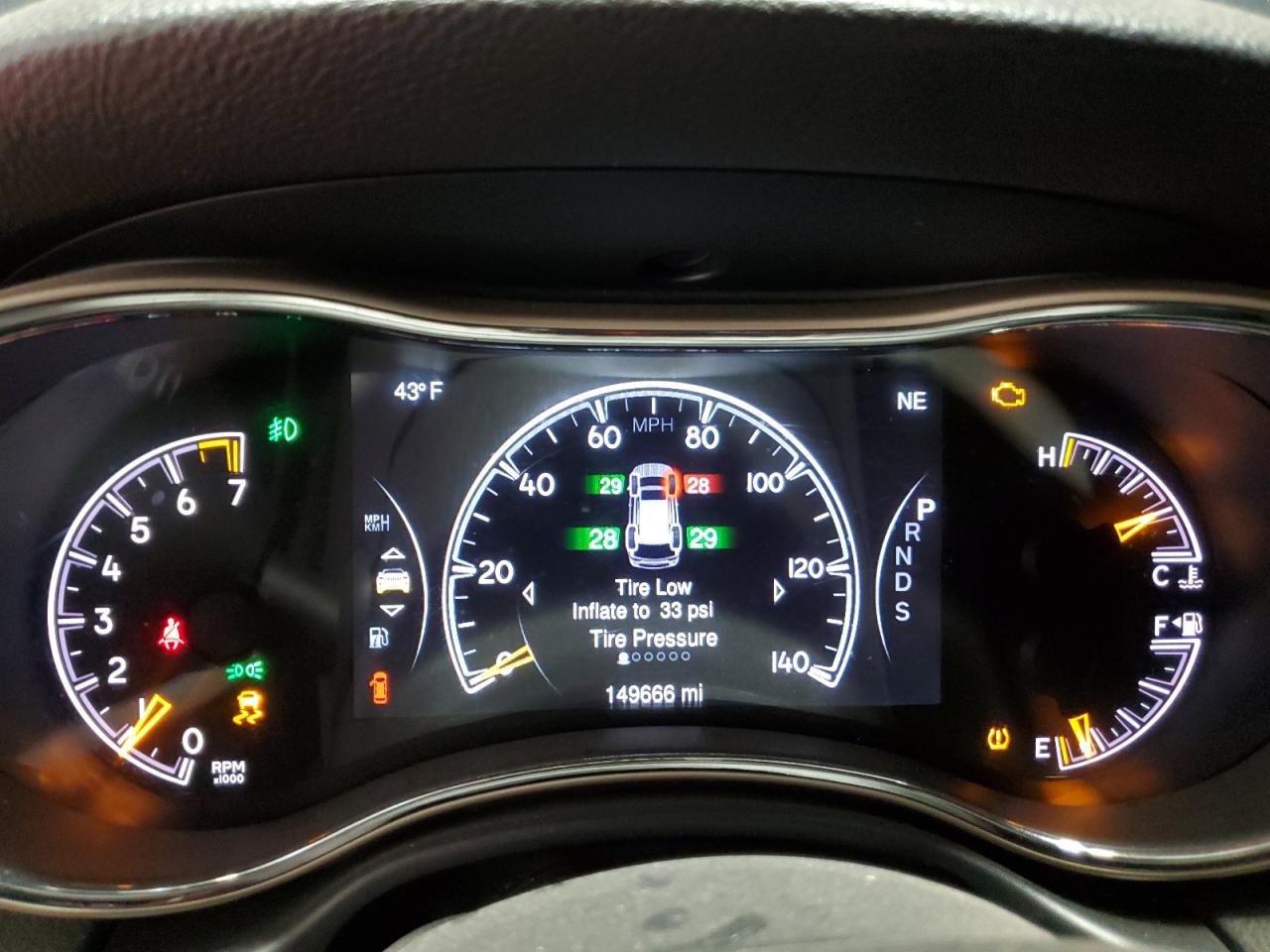 2014 Jeep Grand Cherokee - Image 9