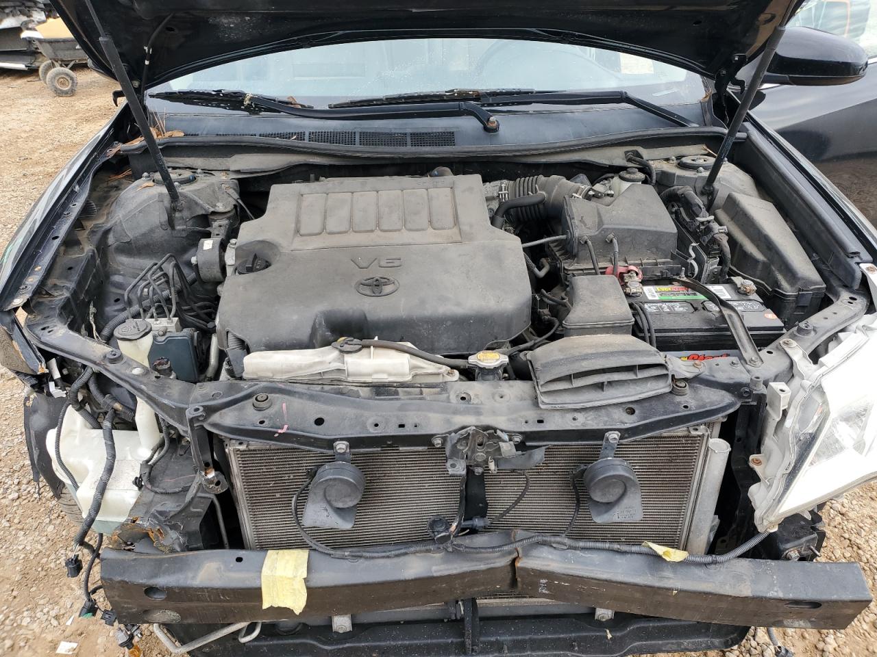 2013 Toyota Camry - Image 11