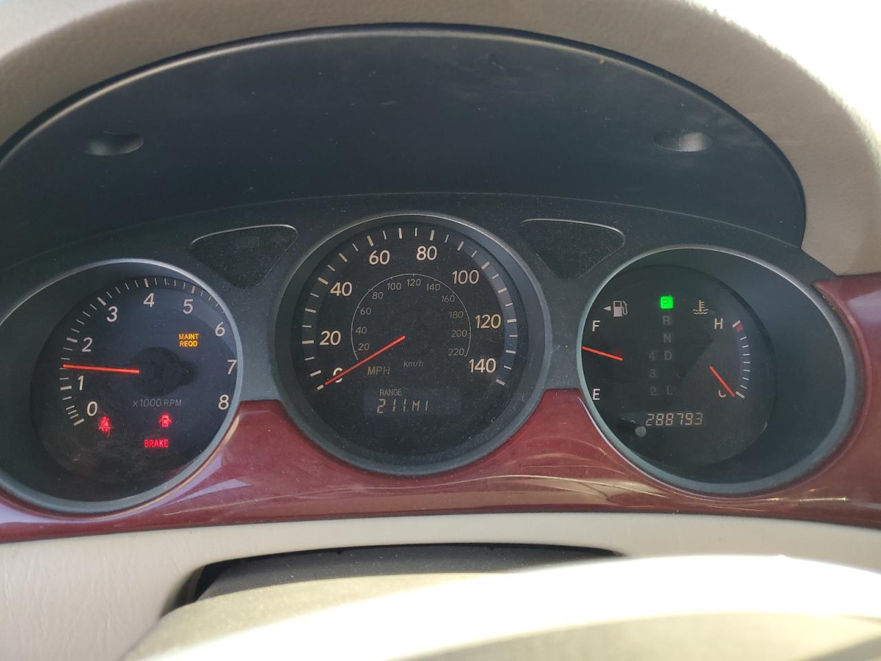 2004 Lexus ES - Image 9