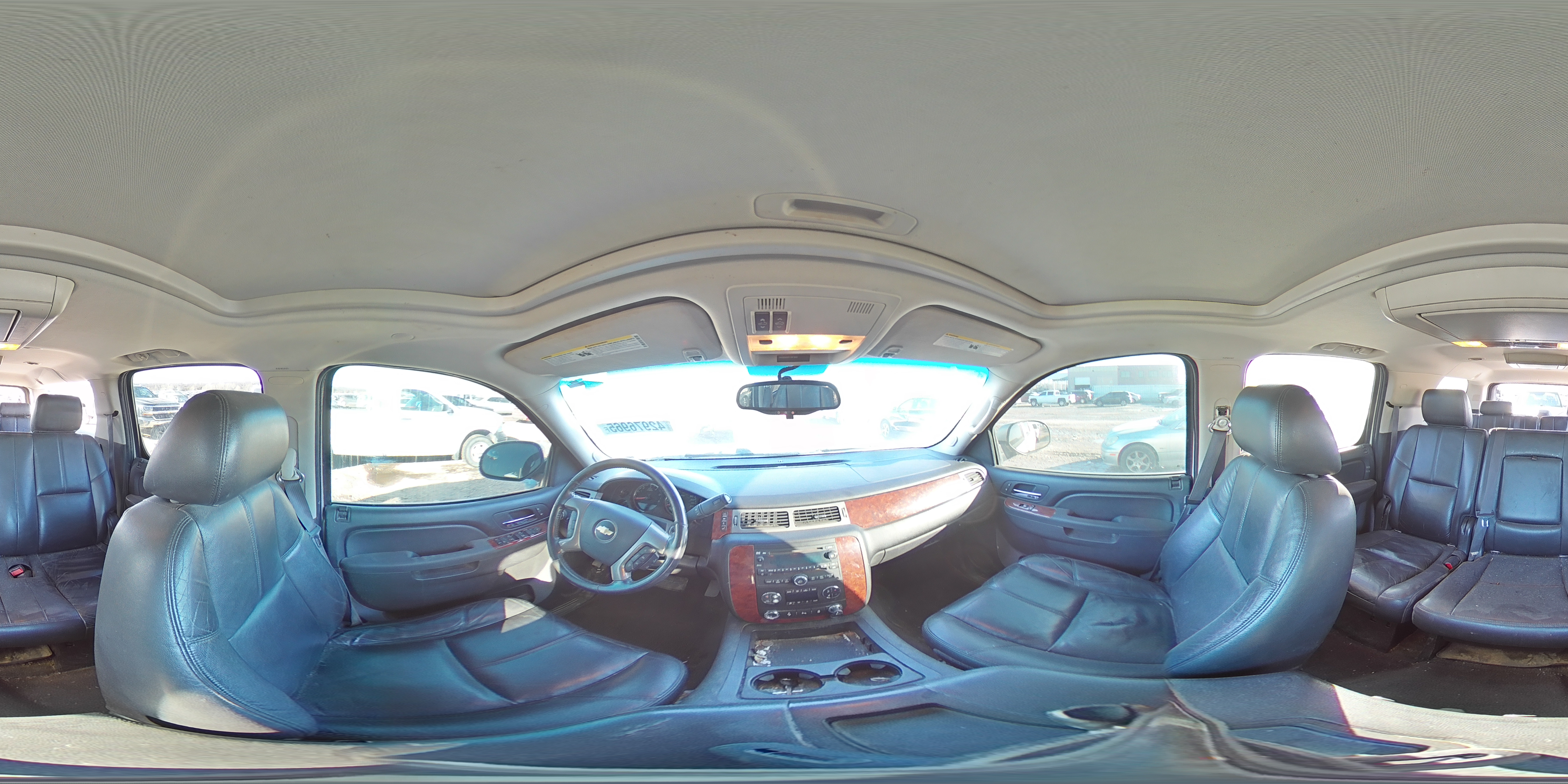 2013 Chevrolet Suburban - Image 14