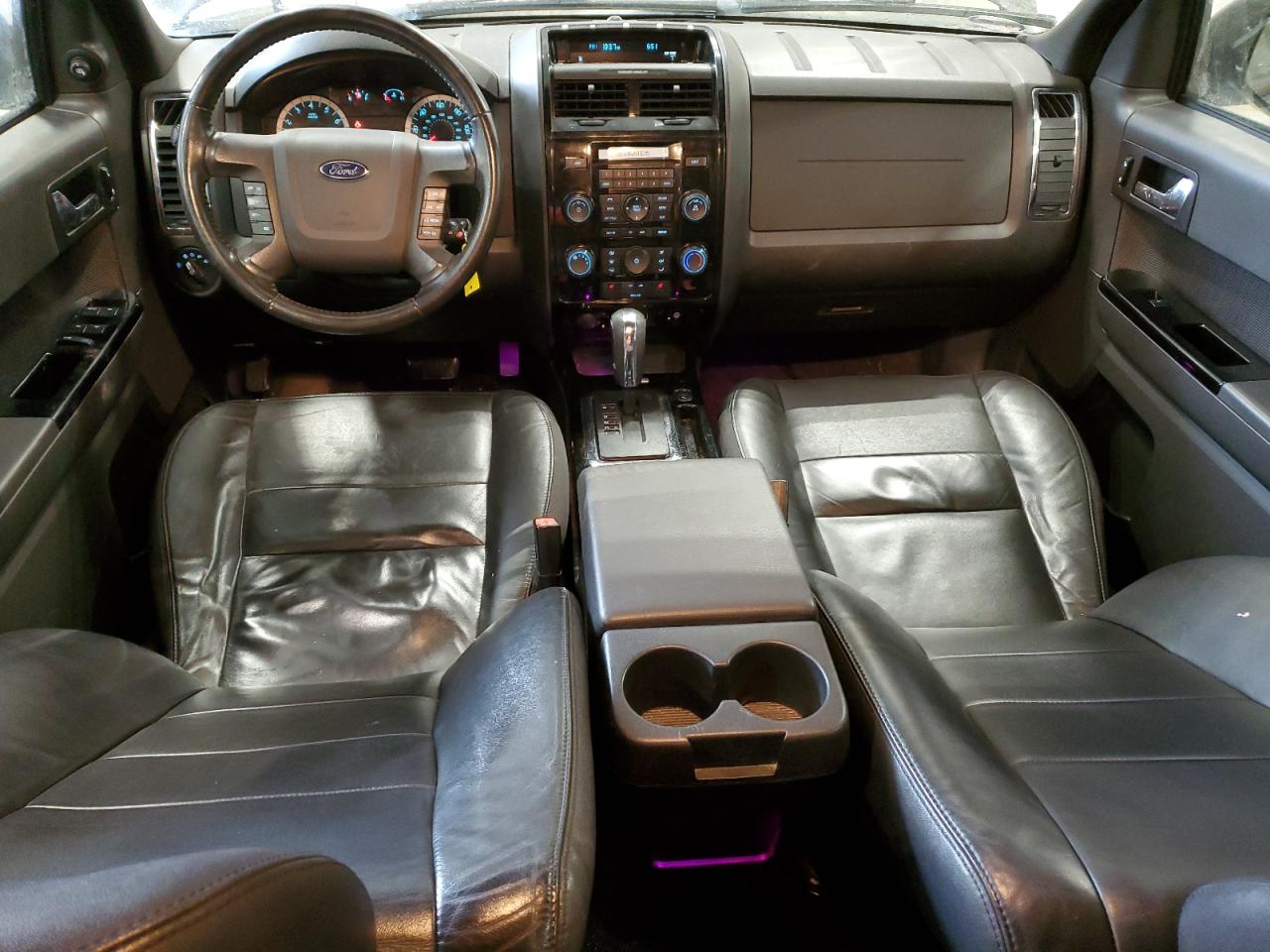 2010 Ford Escape - Image 8