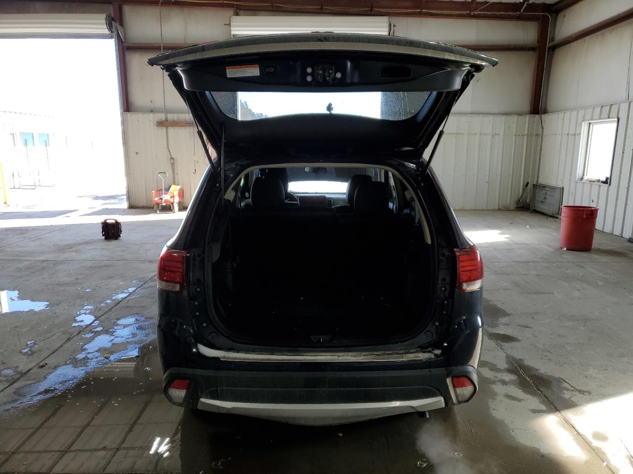 2016 Mitsubishi Outlander - Image 6