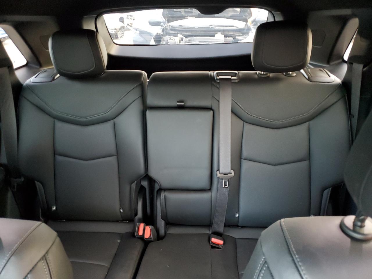 2021 Cadillac XT5 - Image 10