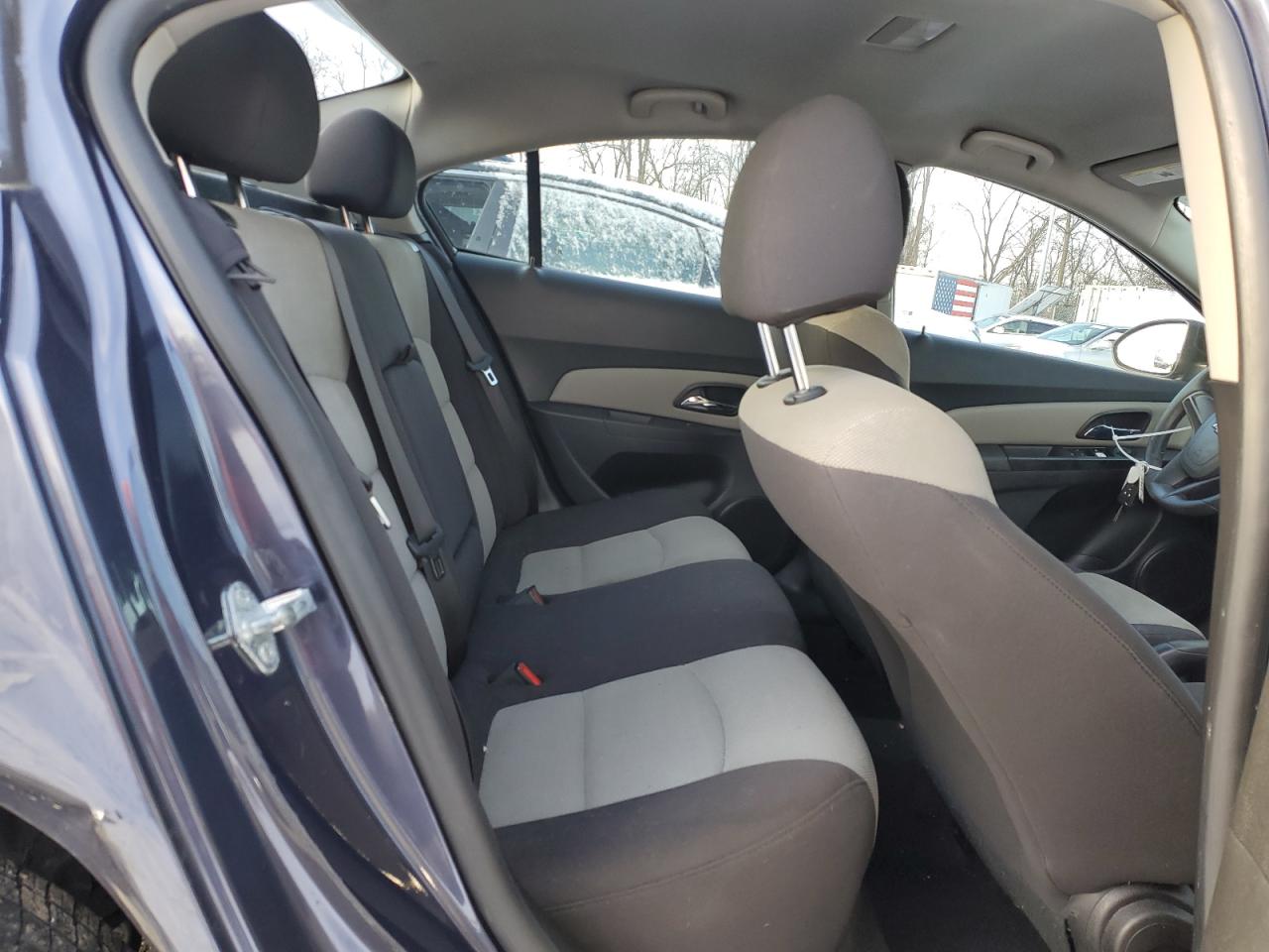 2014 Chevrolet Cruze - Image 10