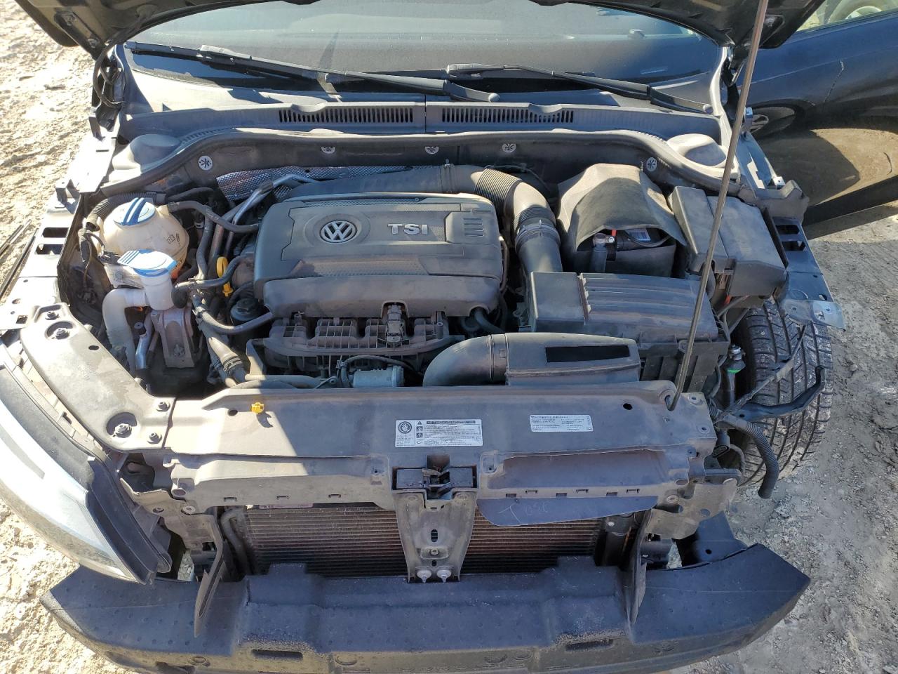 2014 Volkswagen Jetta - Image 11