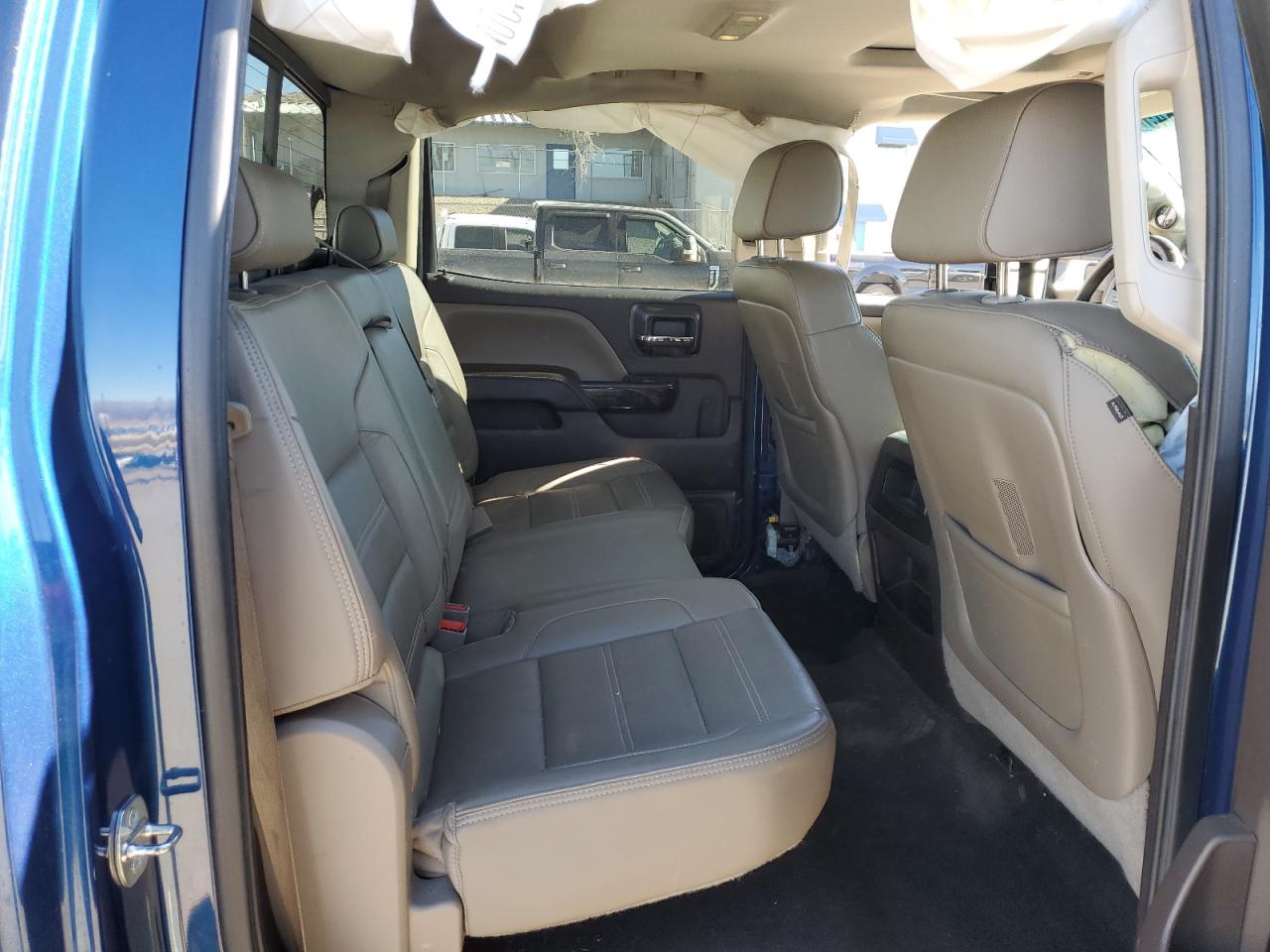2015 GMC Sierra - Image 11