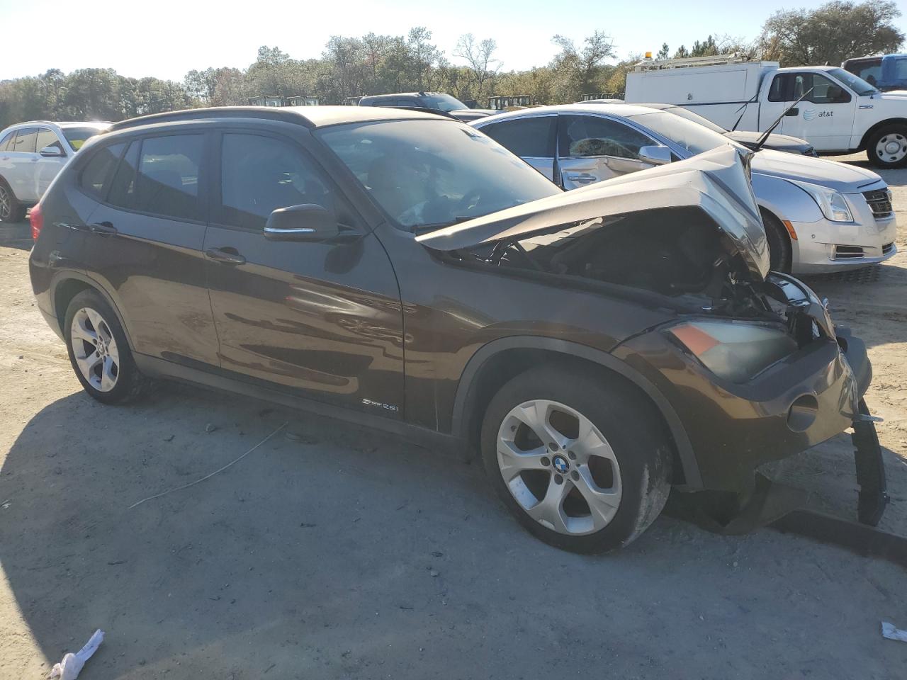 VIN WBAVM1C52EVW46865 2014 BMW X1 no.4