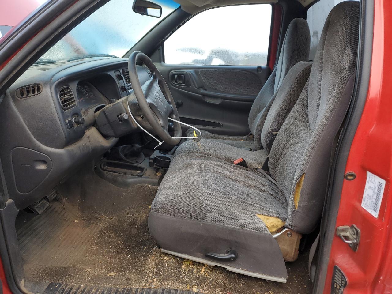 1998 Dodge Dakota - Image 7