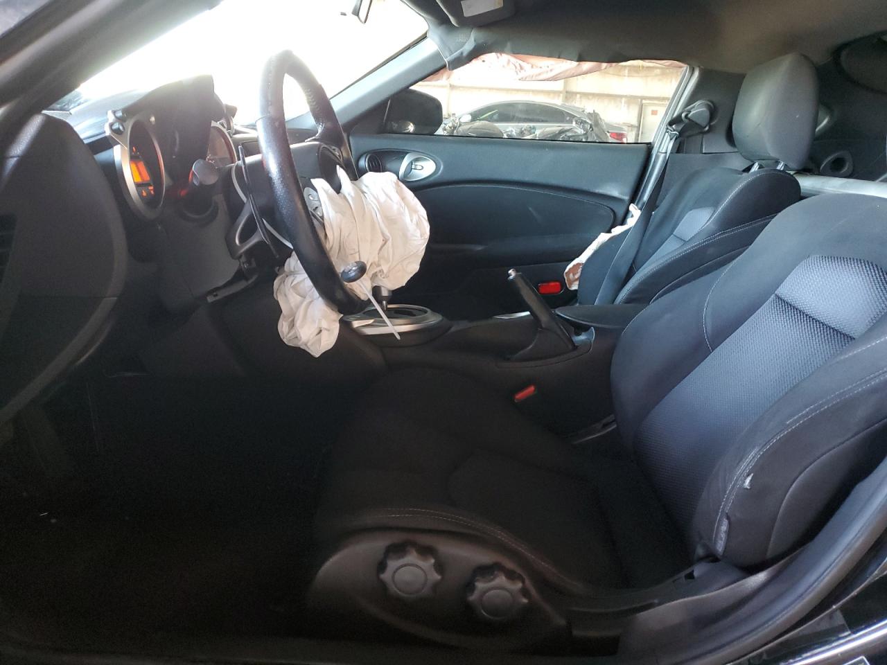 2011 Nissan 370Z - Image 7