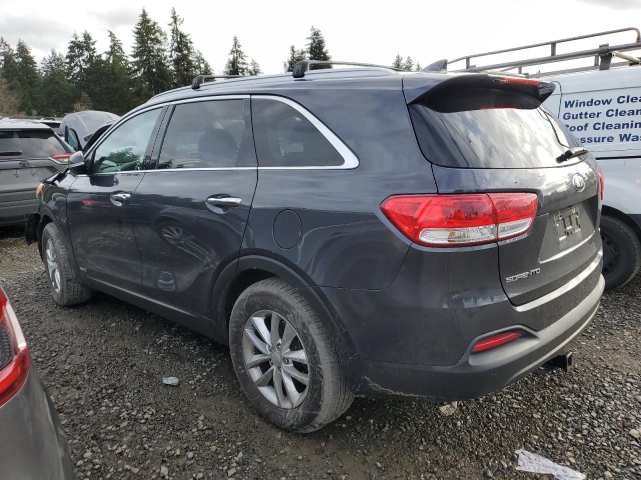 2018 Kia Sorento - Image 2