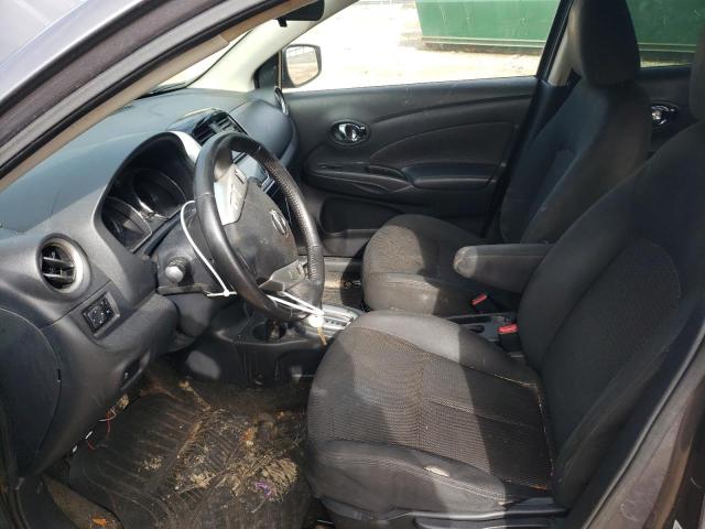  NISSAN VERSA 2018 Серый