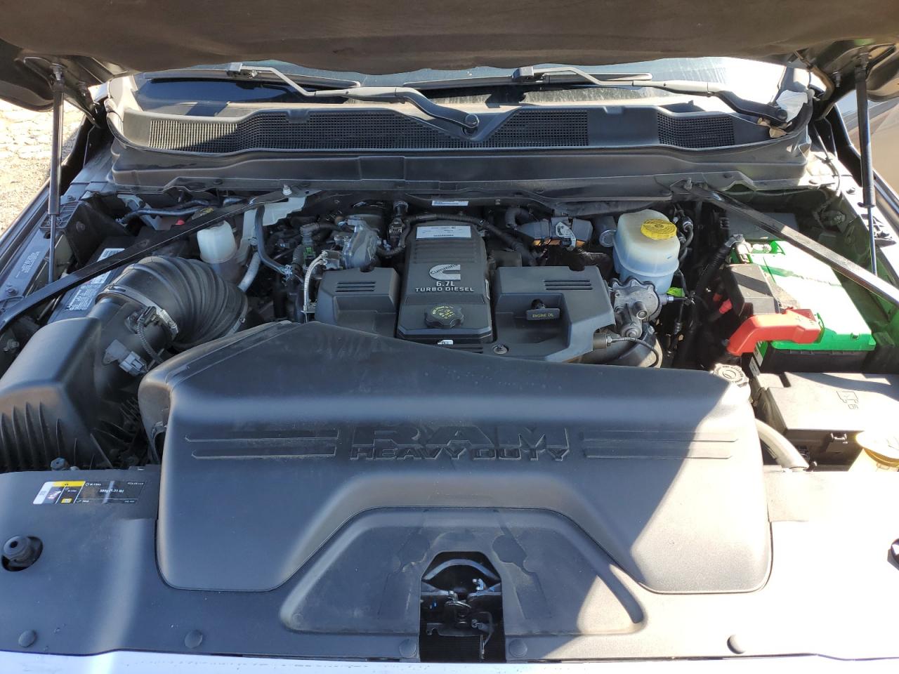 2022 RAM 3500 - Image 11