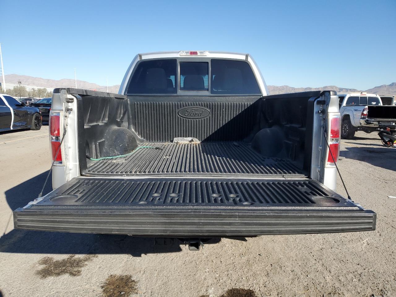 2011 Ford F-150 - Image 6