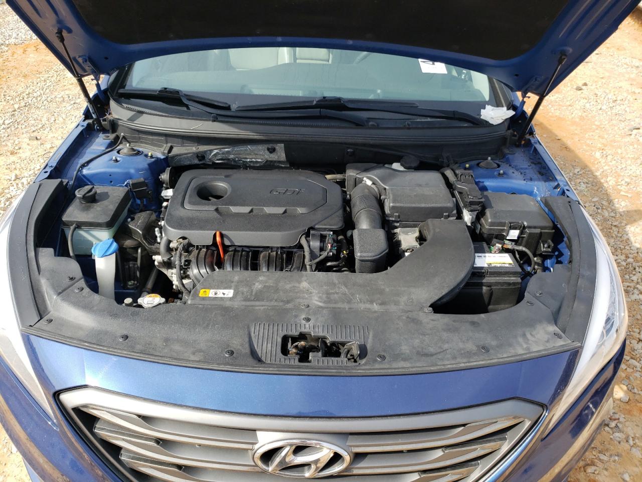 2015 Hyundai Sonata - Image 11