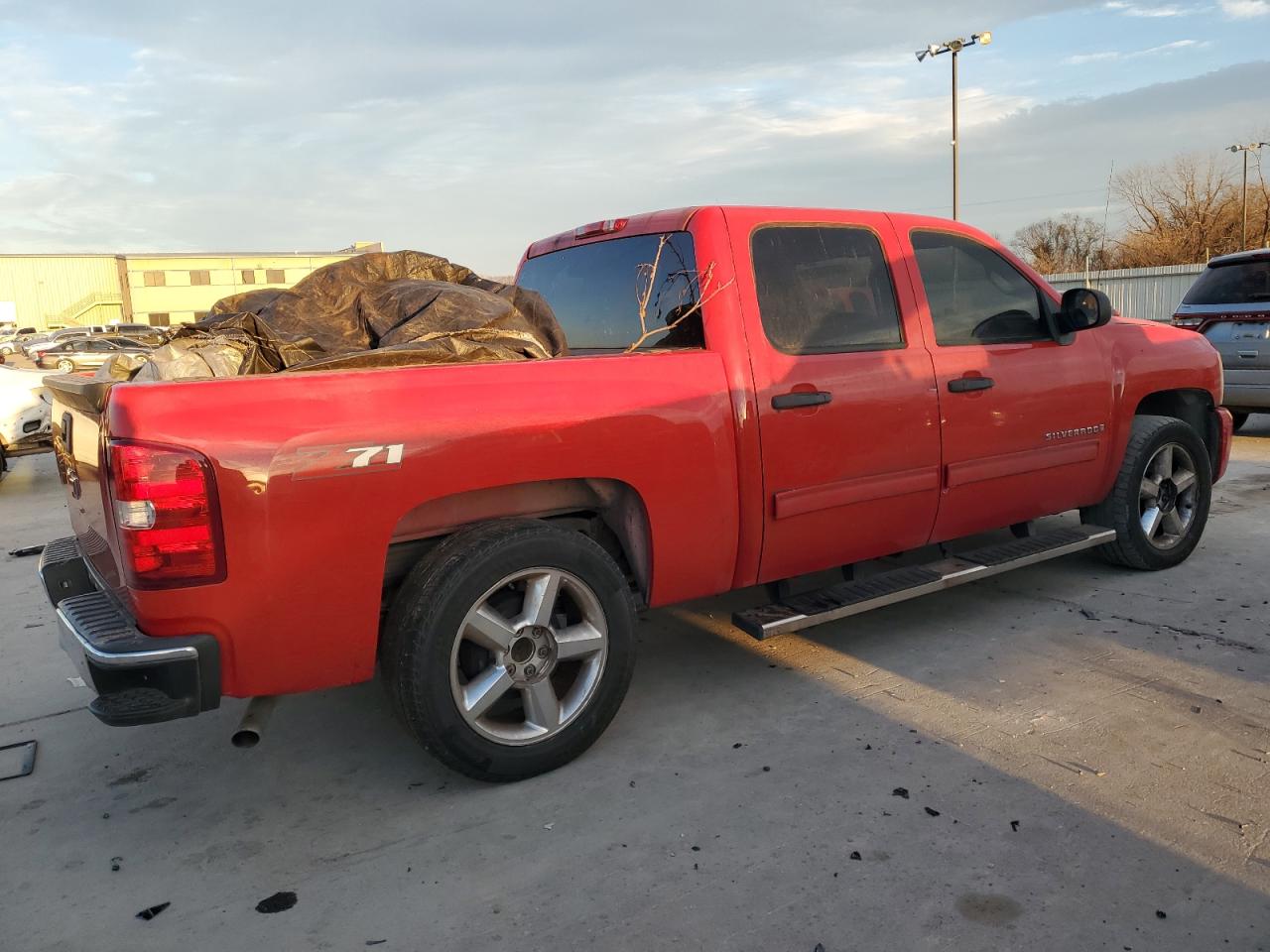 2009 Chevrolet Silverado - Image 3