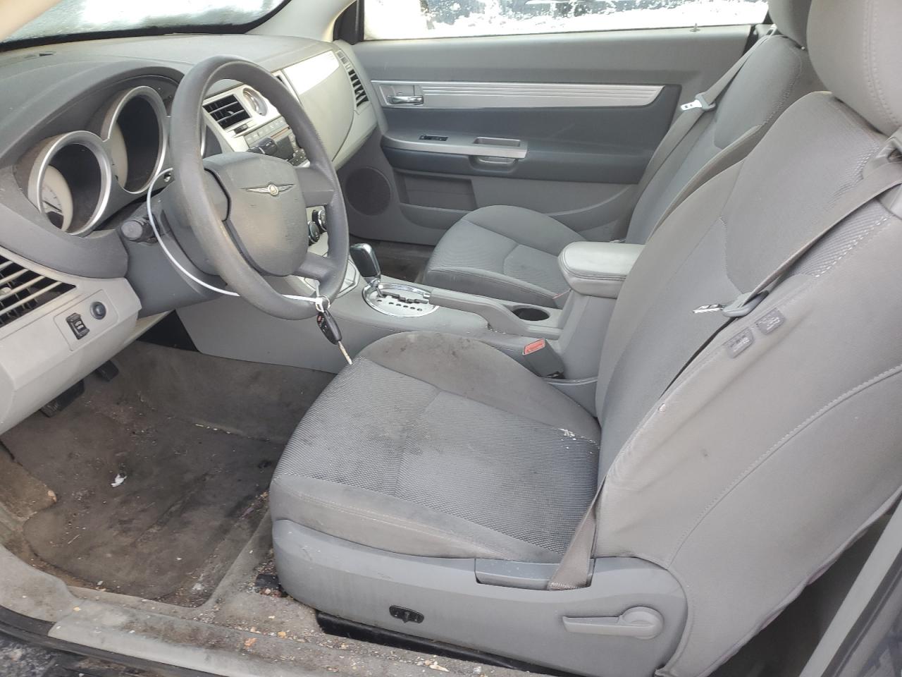 2008 Chrysler Sebring - Image 7