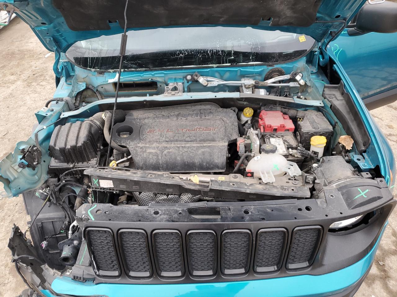 2021 Jeep Renegade - Image 12