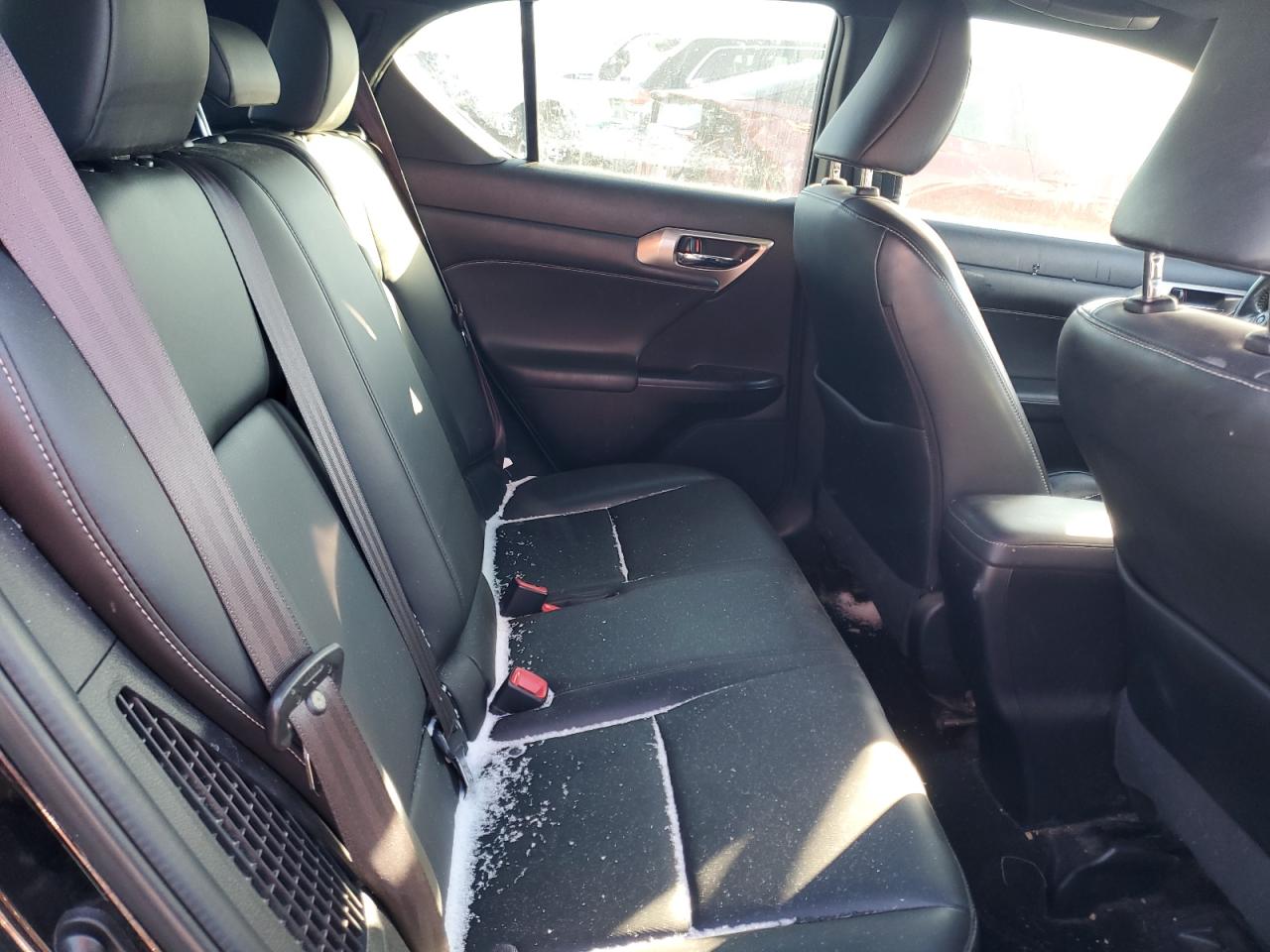 2016 Lexus CT - Image 10